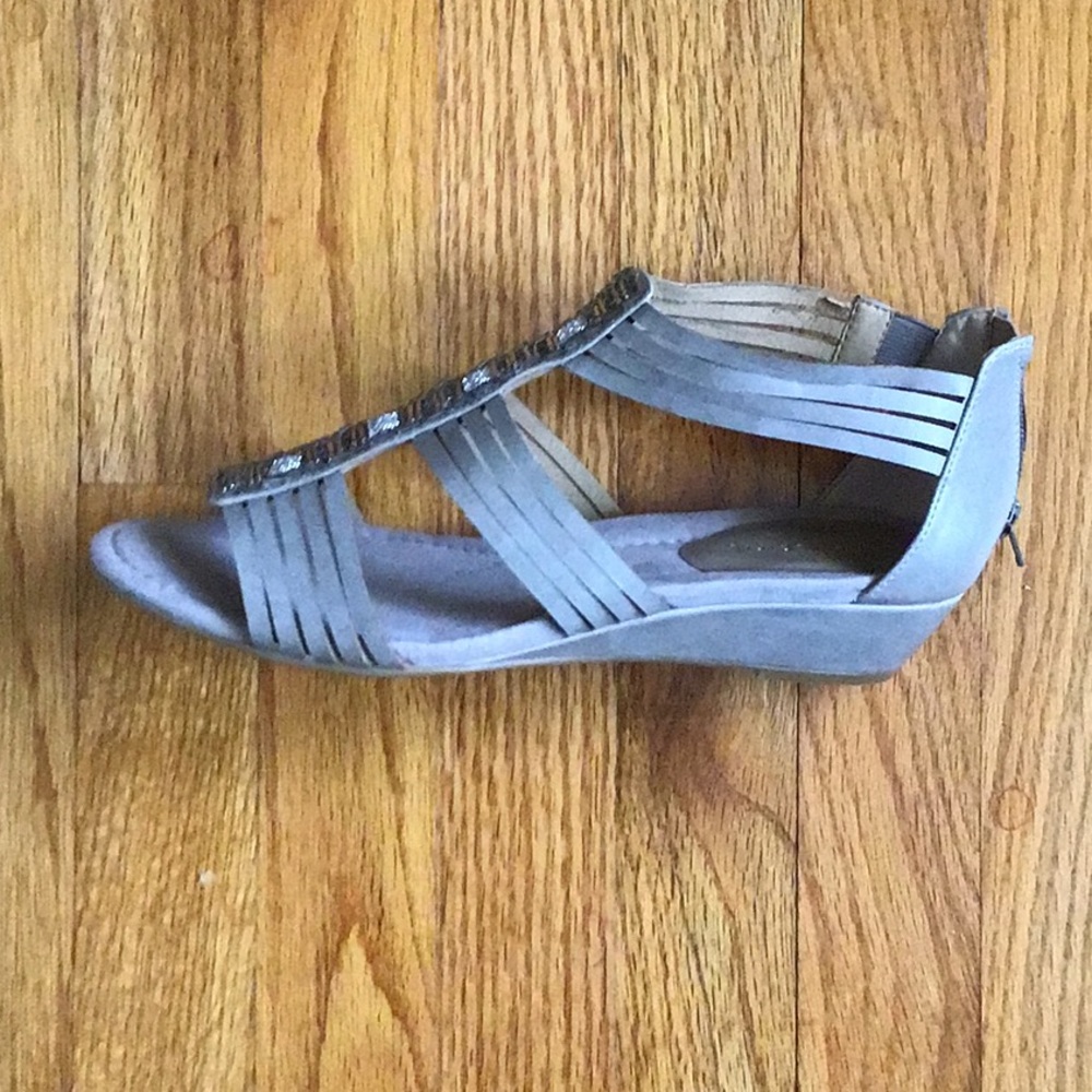 Easy Spirit Sandals - Picture 2 of 6